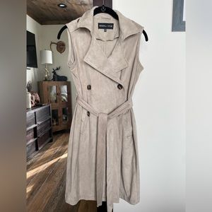 Kendall + Kylie XS sleeveless, beige wrap front microsuede dress.